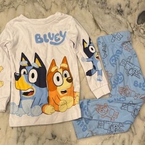 Bluey Kids Pajamas Set - White and Blue
